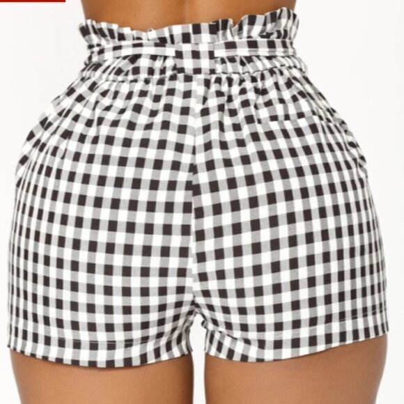 Fashion Nova Gabriella Gingham Shorts - Picture 4 of 7